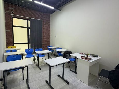 6 otaqlı ofis - Nizami m. - 200 m²