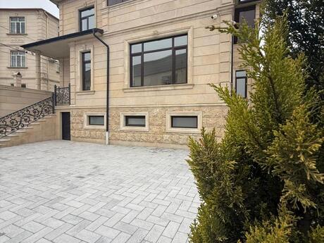 6-комн. дом/дача - пос. Ази Асланова - 330 м²