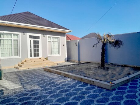 4 otaqlı həyət evi/bağ evi - Saray q. - 72 m²