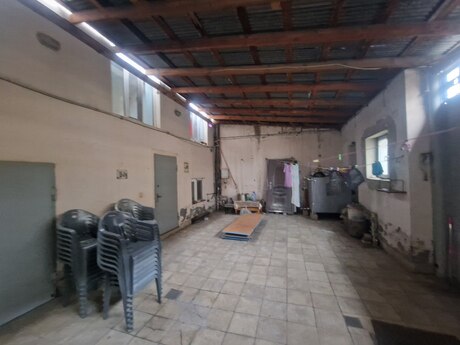 4 otaqlı həyət evi/bağ evi - Sabunçu q. - 185 m²