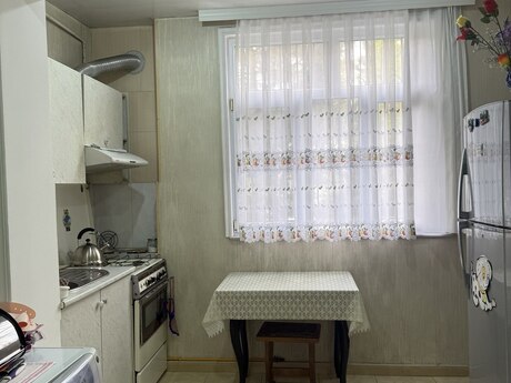 4 otaqlı köhnə tikili - Nərimanov r. - 101 m²