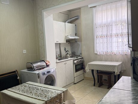 4 otaqlı köhnə tikili - Nərimanov r. - 101 m²
