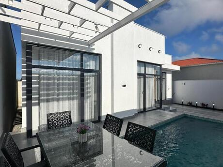 4 otaqlı həyət evi/bağ evi - Mərdəkan q. - 150 m²
