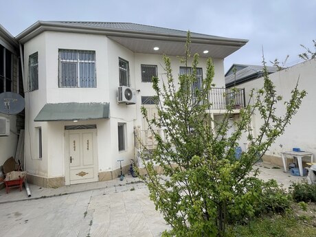 6 otaqlı həyət evi/bağ evi - Biləcəri q. - 190 m²