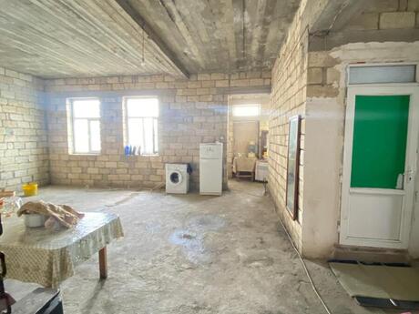7 otaqlı həyət evi/bağ evi - Sulutəpə q. - 488 m²