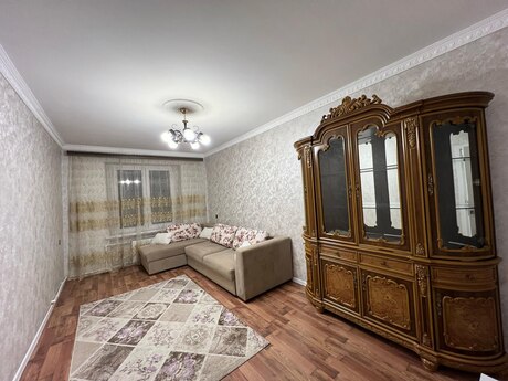 2 otaqlı köhnə tikili - Xalqlar Dostluğu m. - 60 m²