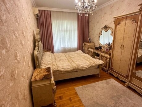 5-комн. вторичка - Хатаинский р. - 120 м²