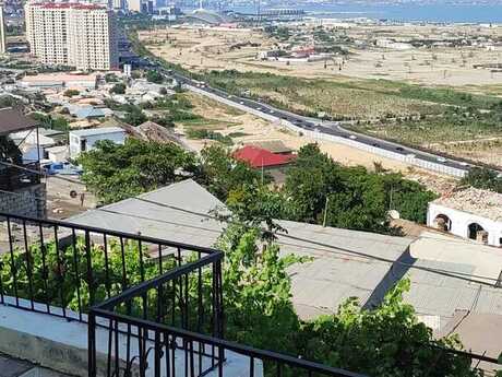 6 otaqlı həyət evi/bağ evi - Bibiheybət q. - 240 m²