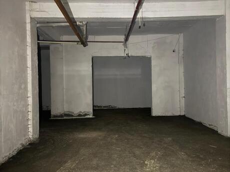 Obyekt - İnşaatçılar m. - 500 m²