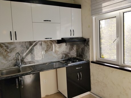 2 otaqlı köhnə tikili - 20 Yanvar m. - 55 m²