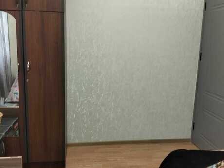 3 otaqlı həyət evi/bağ evi - 8 Noyabr m. - 70 m²