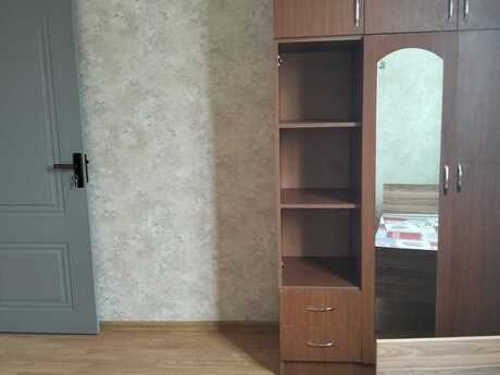 3 otaqlı həyət evi/bağ evi - 8 Noyabr m. - 70 m²