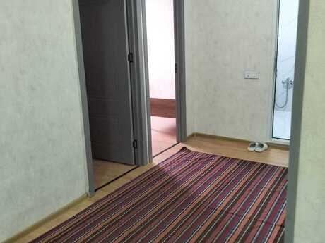 3 otaqlı həyət evi/bağ evi - 8 Noyabr m. - 70 m²