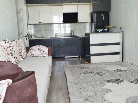 3 otaqlı yeni tikili - Yeni Günəşli q. - 70 m²