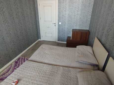 3 otaqlı yeni tikili - Yeni Günəşli q. - 70 m²