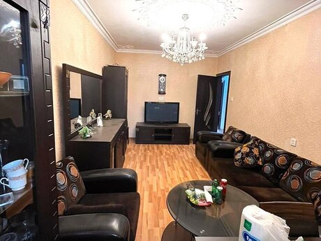 Объявление №6070046 - Баку, м. Элмляр Академиясы, 3-комн., 70 м², 9/9 этаж