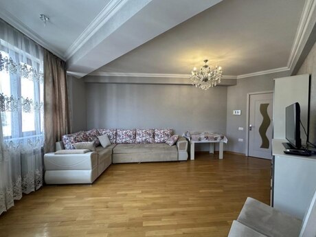 1 otaqlı yeni tikili - Həzi Aslanov m. - 65 m²