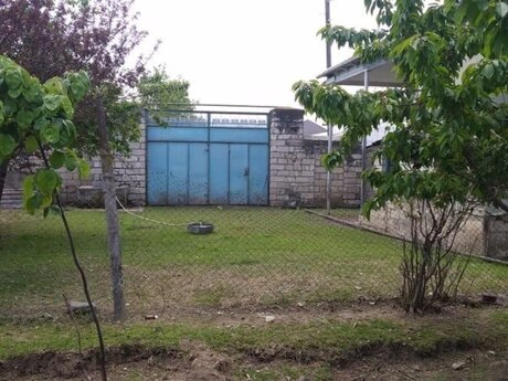 1 otaqlı həyət evi/bağ evi - Şəmkir - 70 m²