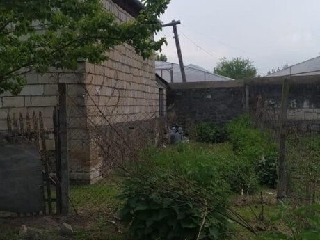 1 otaqlı həyət evi/bağ evi - Şəmkir - 70 m²