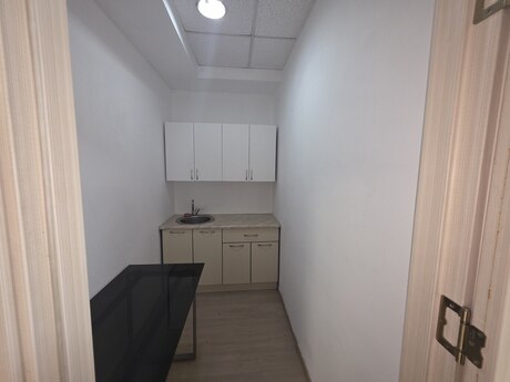 3 otaqlı ofis - Nəriman Nərimanov m. - 110 m²