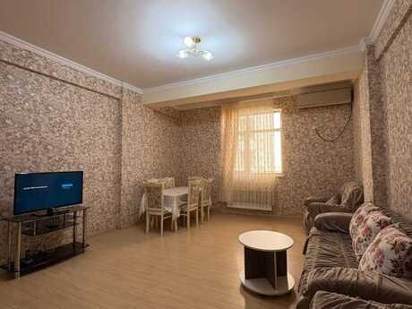 4 otaqlı yeni tikili - Elmlər Akademiyası m. - 146 m²