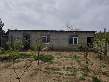 2 otaqlı həyət evi/bağ evi - Maştağa q. - 40 m²