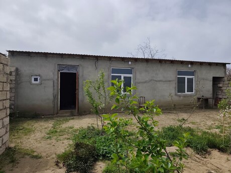 2 otaqlı həyət evi/bağ evi - Maştağa q. - 40 m²