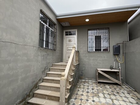 2 otaqlı həyət evi/bağ evi - Savalan q. - 46 m²