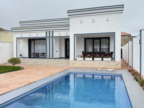 4 otaqlı həyət evi/bağ evi - Mərdəkan q. - 180 m²