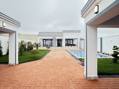 4 otaqlı həyət evi/bağ evi - Mərdəkan q. - 180 m²