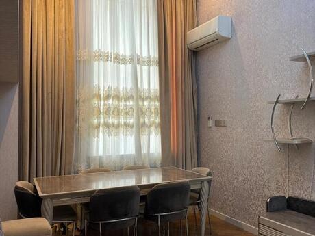 3 otaqlı köhnə tikili - Sahil m. - 80 m²