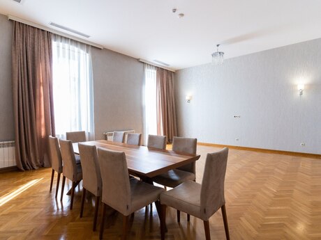 4 otaqlı köhnə tikili - İçəri Şəhər m. - 291 m²