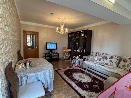 4 otaqlı köhnə tikili - 28 May m. - 120 m²
