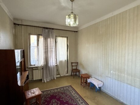1 otaqlı köhnə tikili - Əhmədli m. - 50 m²