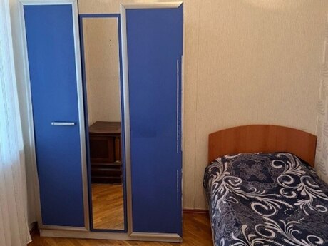 3-комн. вторичка - м. 28 мая - 84 м²