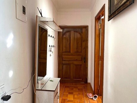 2 otaqlı köhnə tikili - Nəriman Nərimanov m. - 70 m²