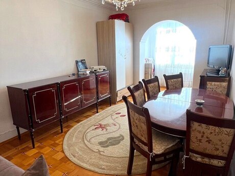2 otaqlı köhnə tikili - Nəriman Nərimanov m. - 70 m²