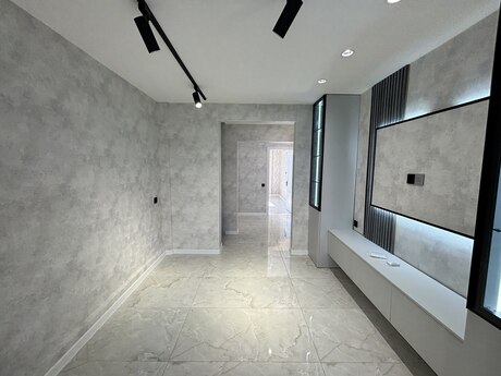 4 otaqlı köhnə tikili - Xətai r. - 100 m²