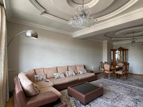 3 otaqlı mənzil, 126 m², Nizami: 360 000 ₼ 2