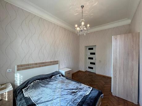 3 otaqlı köhnə tikili - Nəriman Nərimanov m. - 90 m²