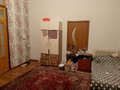 2 otaqlı köhnə tikili - 28 May m. - 75 m²