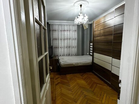 2 otaqlı köhnə tikili - Nəsimi r. - 55 m²