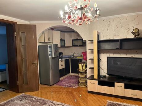 2 otaqlı köhnə tikili - Nəriman Nərimanov m. - 70 m²