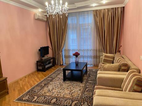 2 otaqlı köhnə tikili - 28 May m. - 80 m²