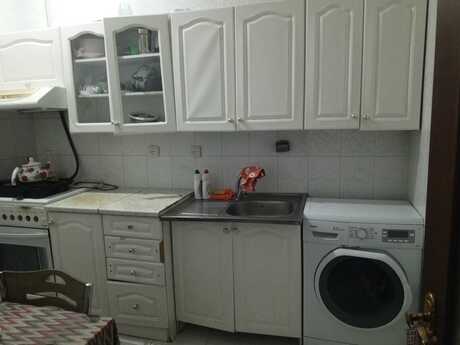 2 otaqlı köhnə tikili - Sahil m. - 70 m²