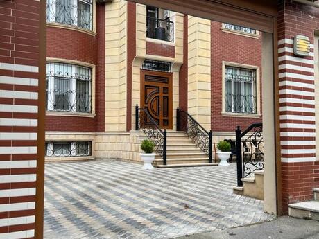 6 otaqlı həyət evi/bağ evi - Badamdar q. - 400 m²