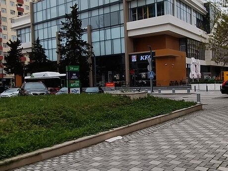 5 otaqlı köhnə tikili - Neftçilər m. - 120 m²