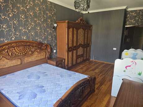 3 otaqlı köhnə tikili - Həzi Aslanov m. - 81 m²