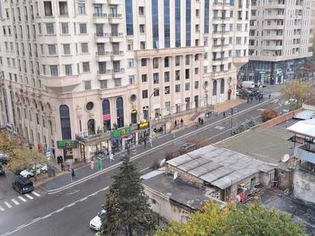 Объявление №6070808 - Баку, м. 28 мая, 3-комн., 80 м², 7/18 этаж