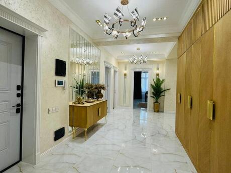 Объявление №6070863 - Баку, м. Шах Исмаил Хатаи, 4-комн., 207 м², 3/16 этаж